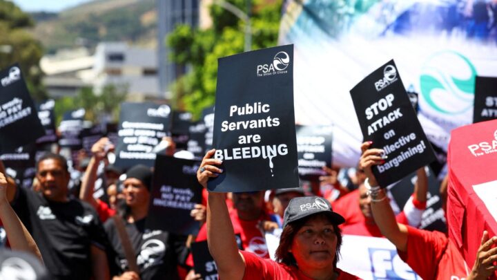 Public Servant Pay Scales